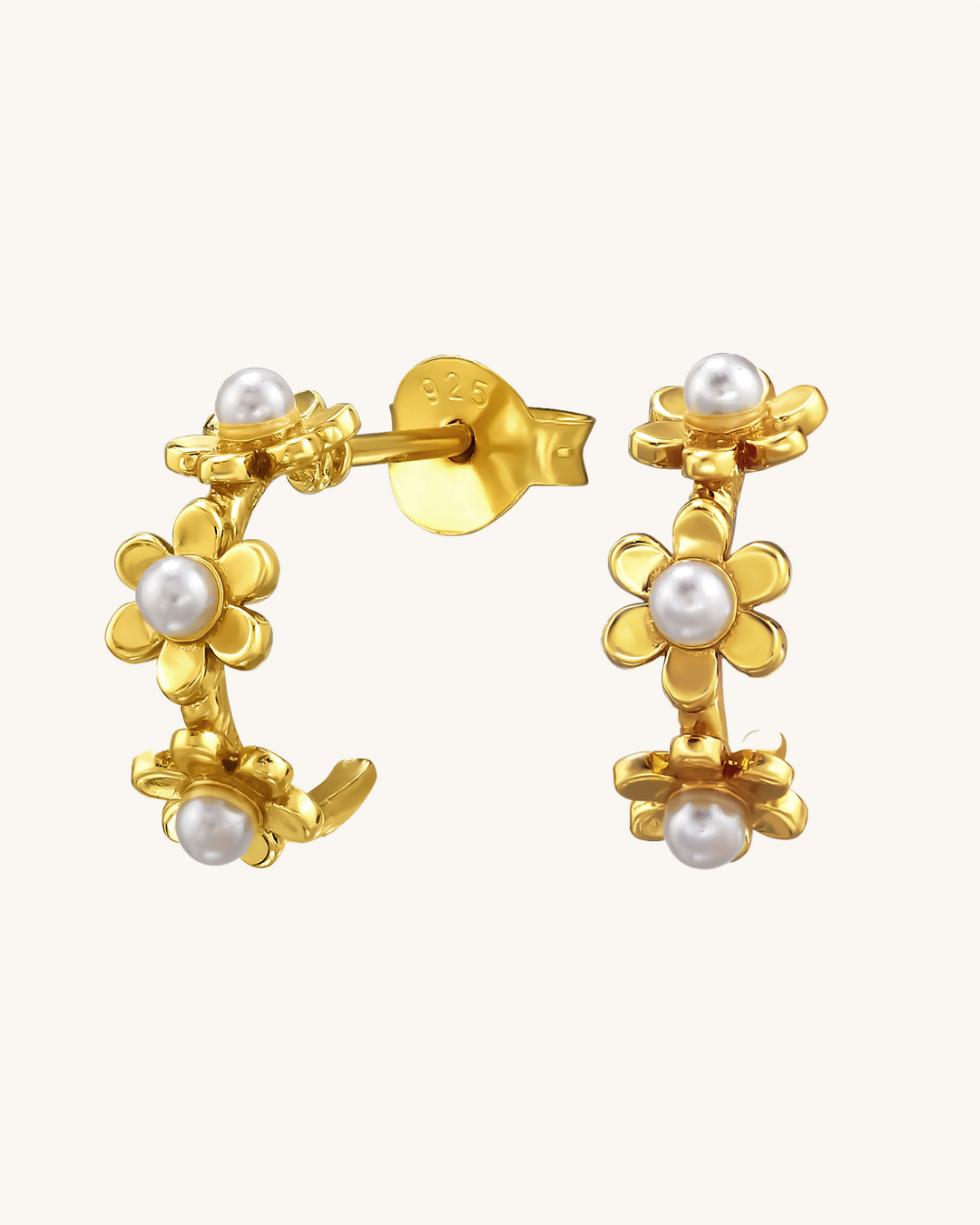 Argollas Daisy con Perla Bañadas en Oro
