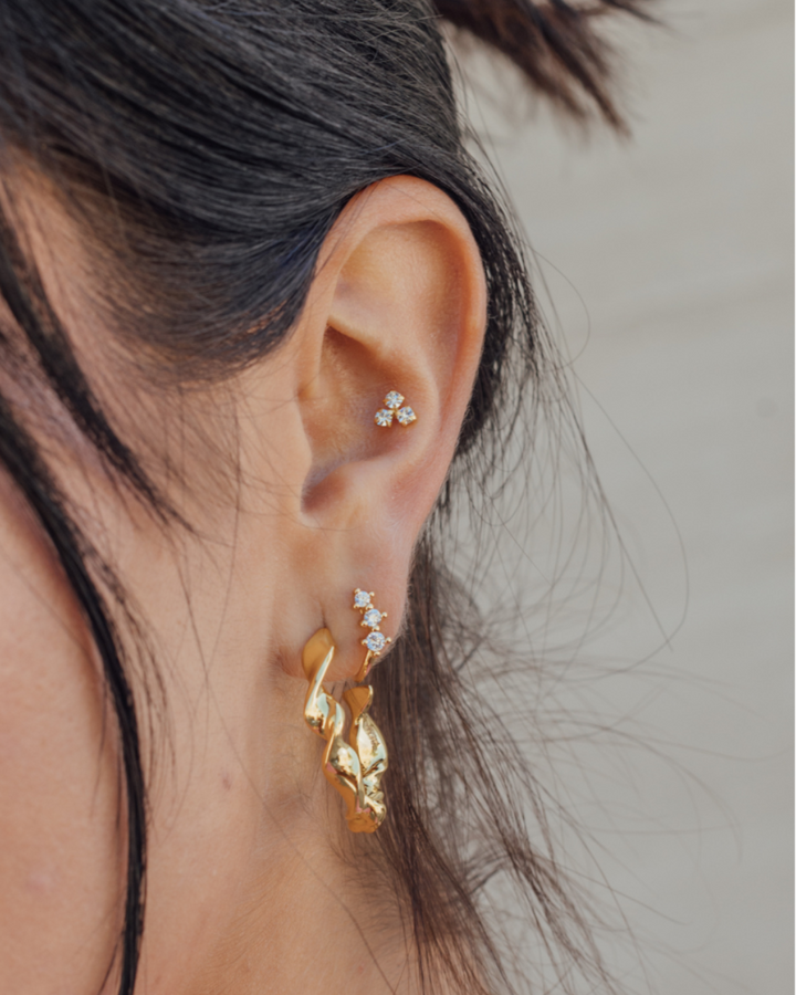 Aritos Victoria Bañados en Oro - Zazü