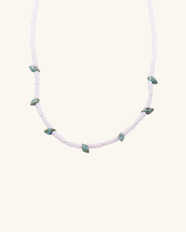 Collar Magatama Blanco y Turquesa