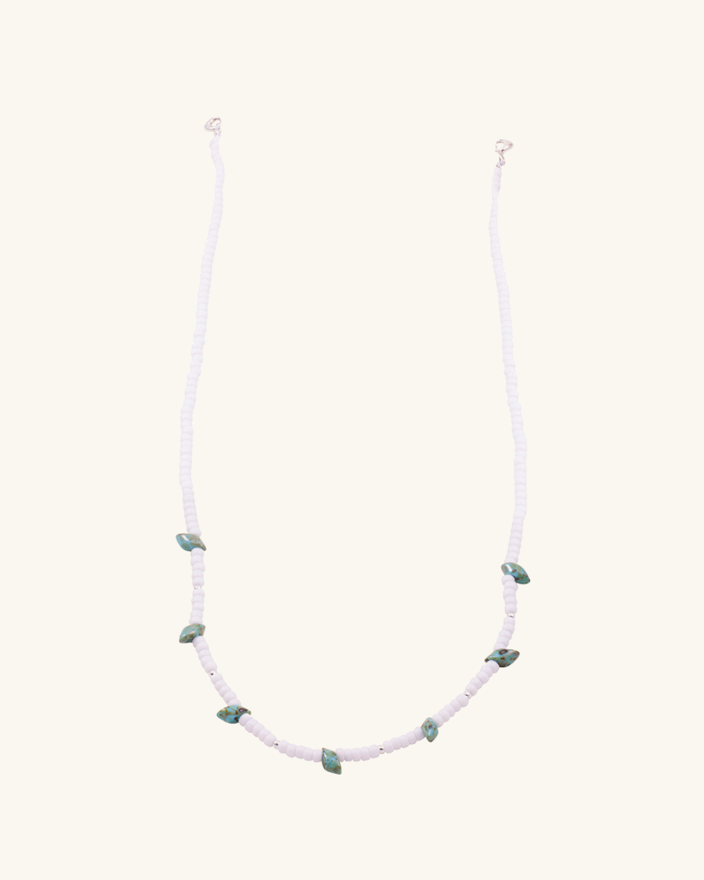 Collar Magatama Blanco y Turquesa