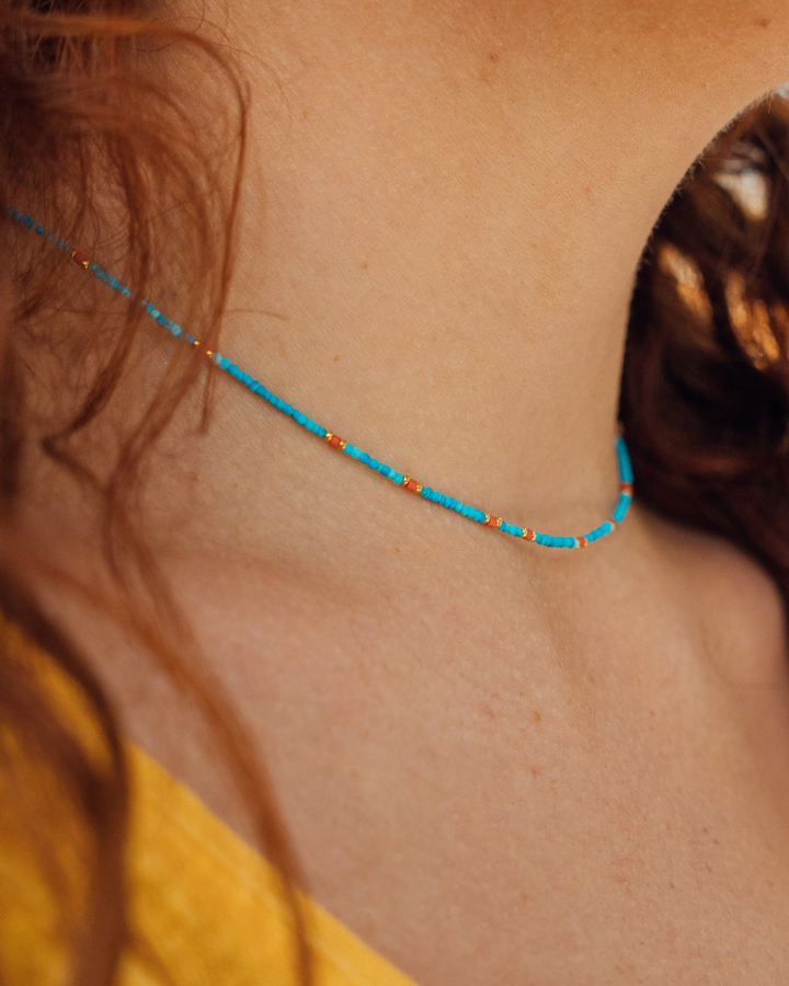 Collar Mini Turquesas y Coral - Zazü