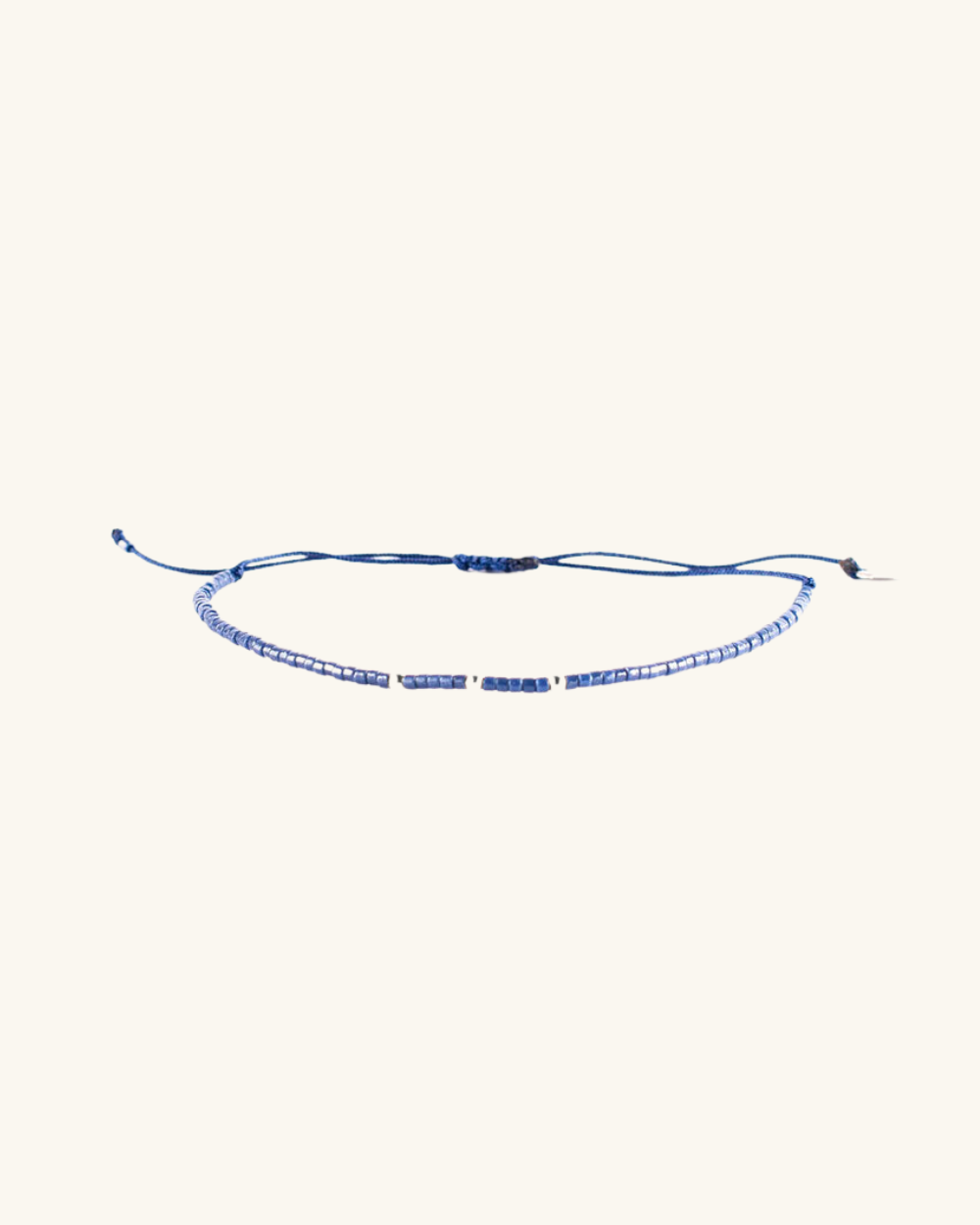 Pulsera Azul Acero con Mostacillas de Plata
