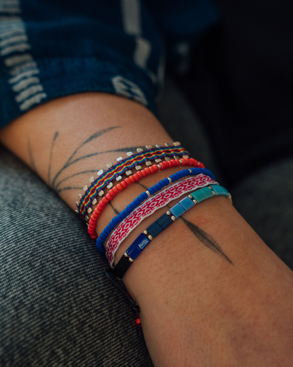 Pulsera Candy Coral con Mostacillas de Plata