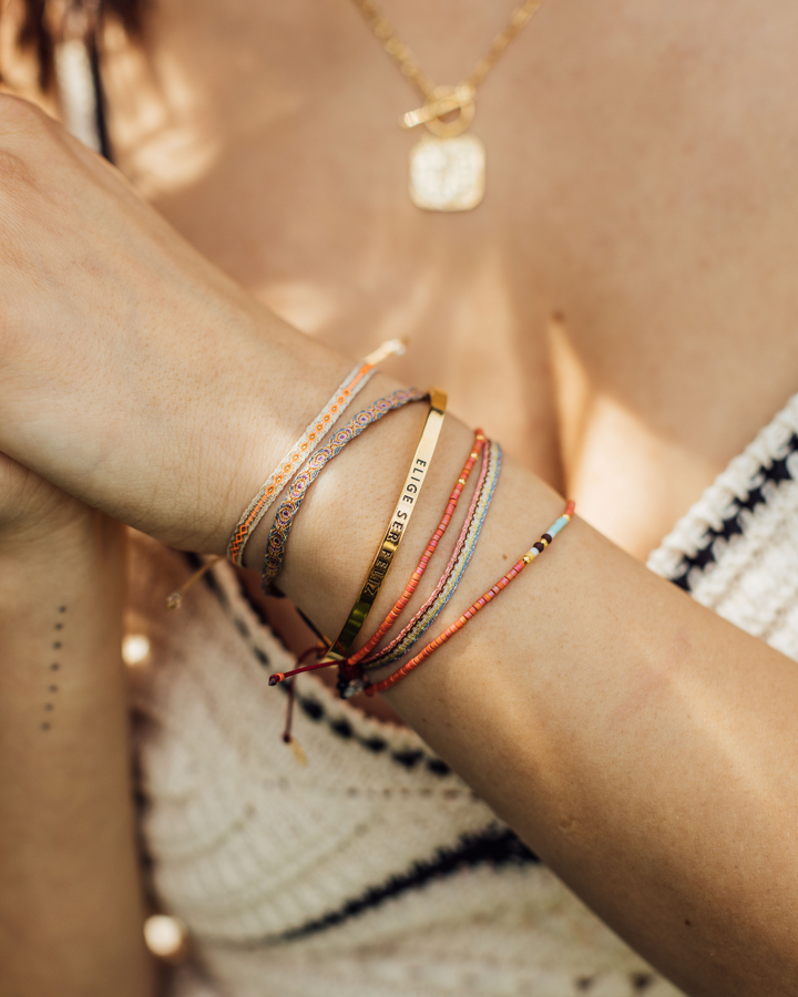 Pulsera Umi Terracota con Mostacillas Bañadas en Oro