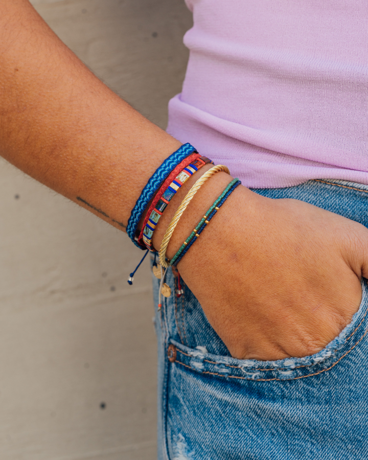 Pulsera Azul Acero con Mostacillas de Plata