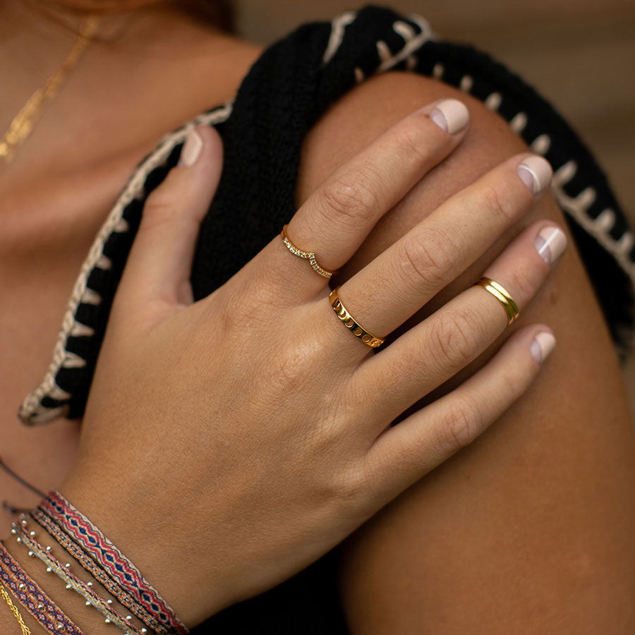 Anillo en V con Brillos - Zazü