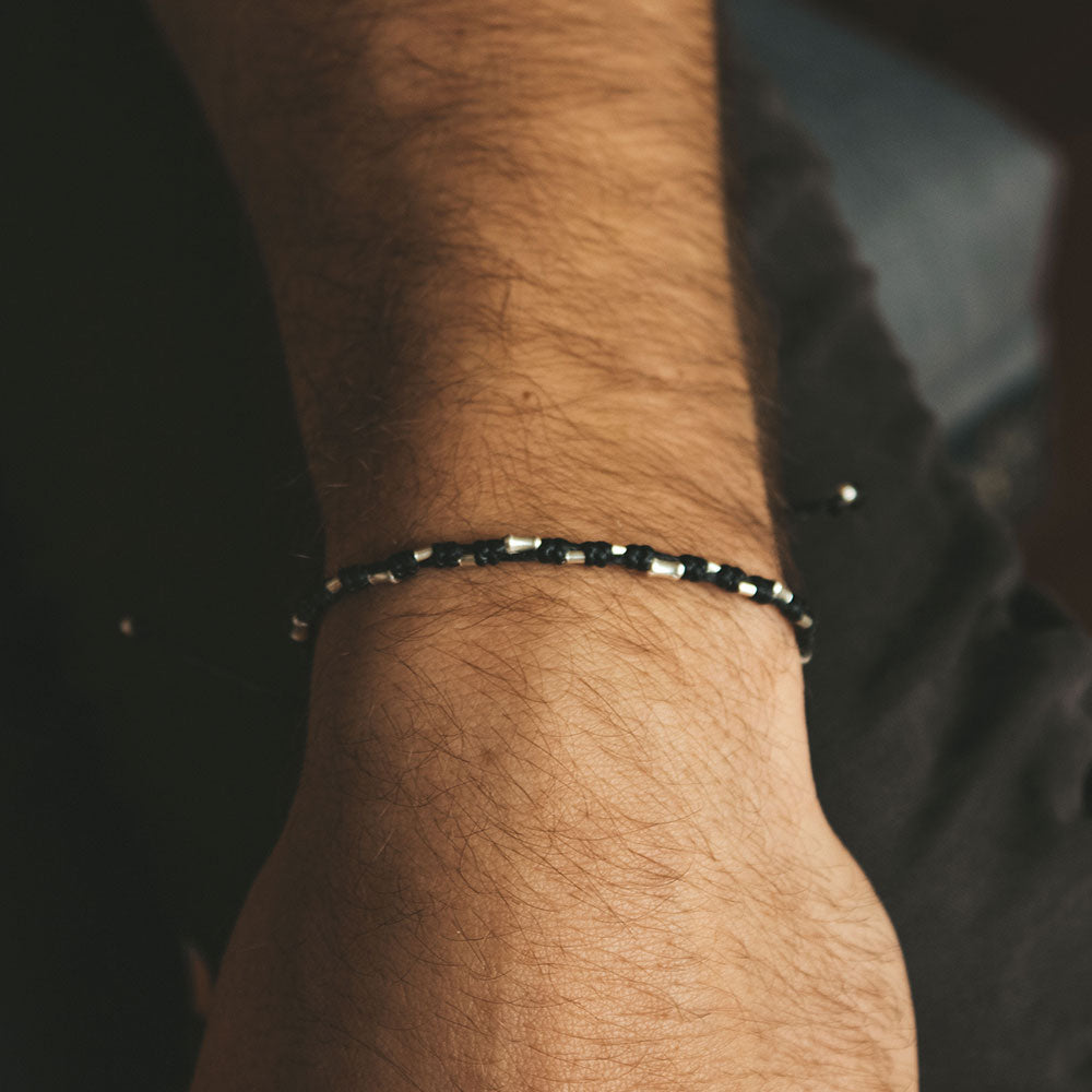 Pulsera Nias Negra