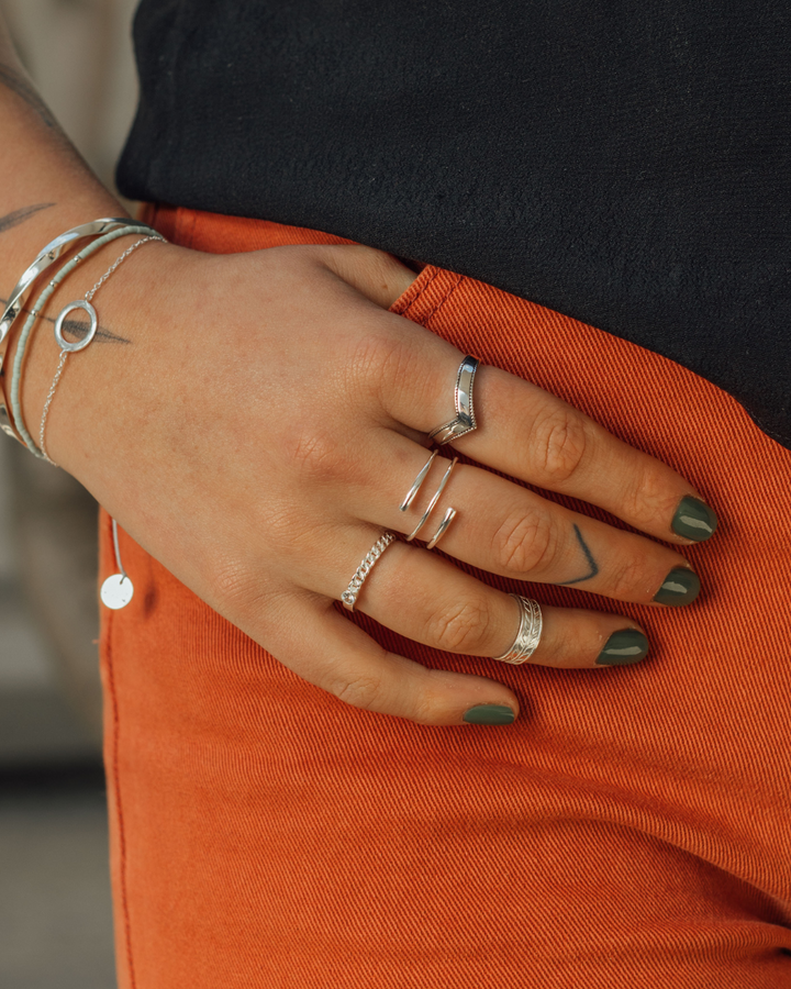 Anillo Cadena y Liso con Circón