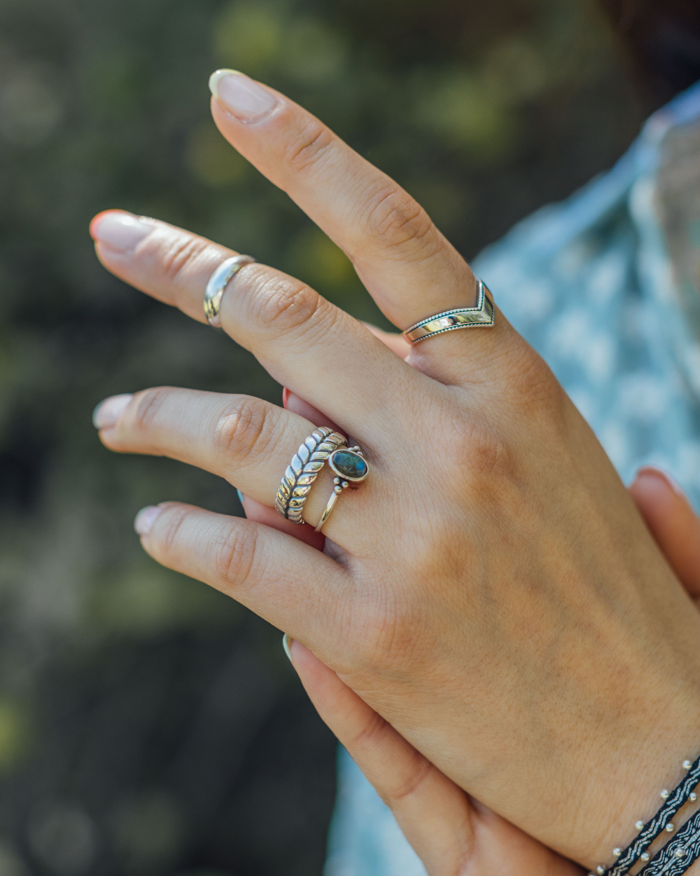 Anillo Labradorita y Pelotitas de Plata - Zazü