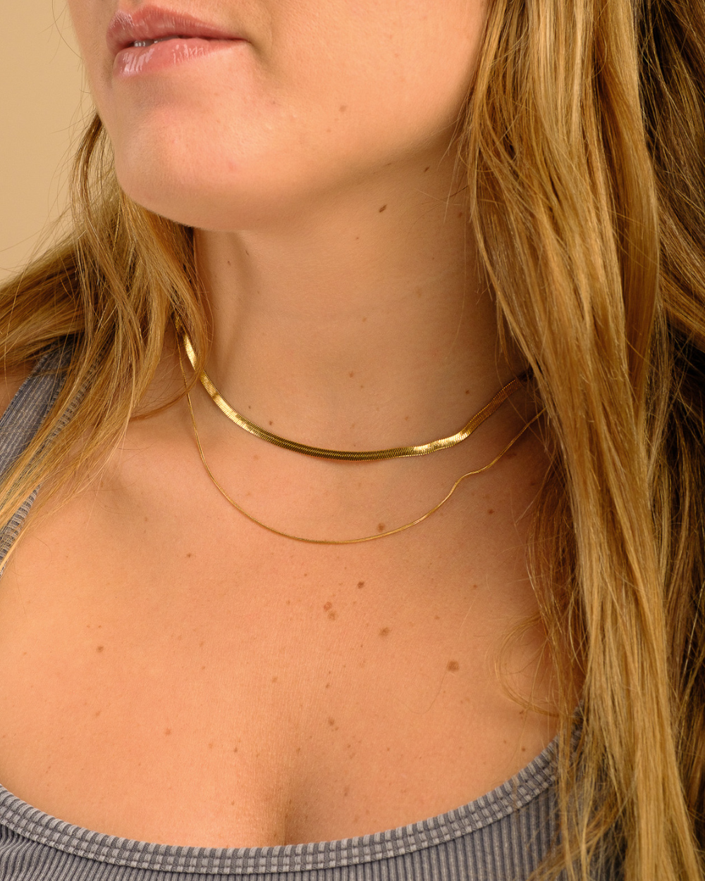 Collar Cinta Doble de Acero Bañado en Oro