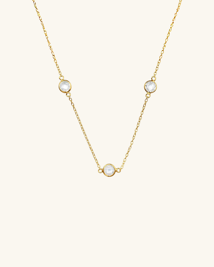 Collar Triple Punto de Luz Bañado en Oro - Zazü