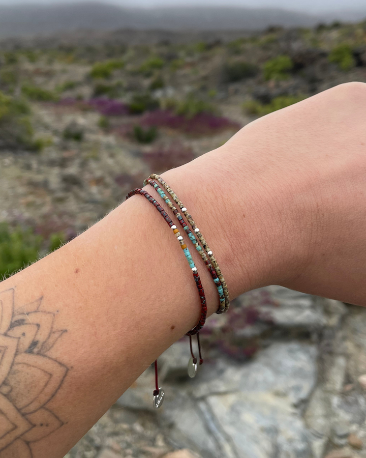 Pack Pulseras Picasso Tierra con Mostacillas de Plata