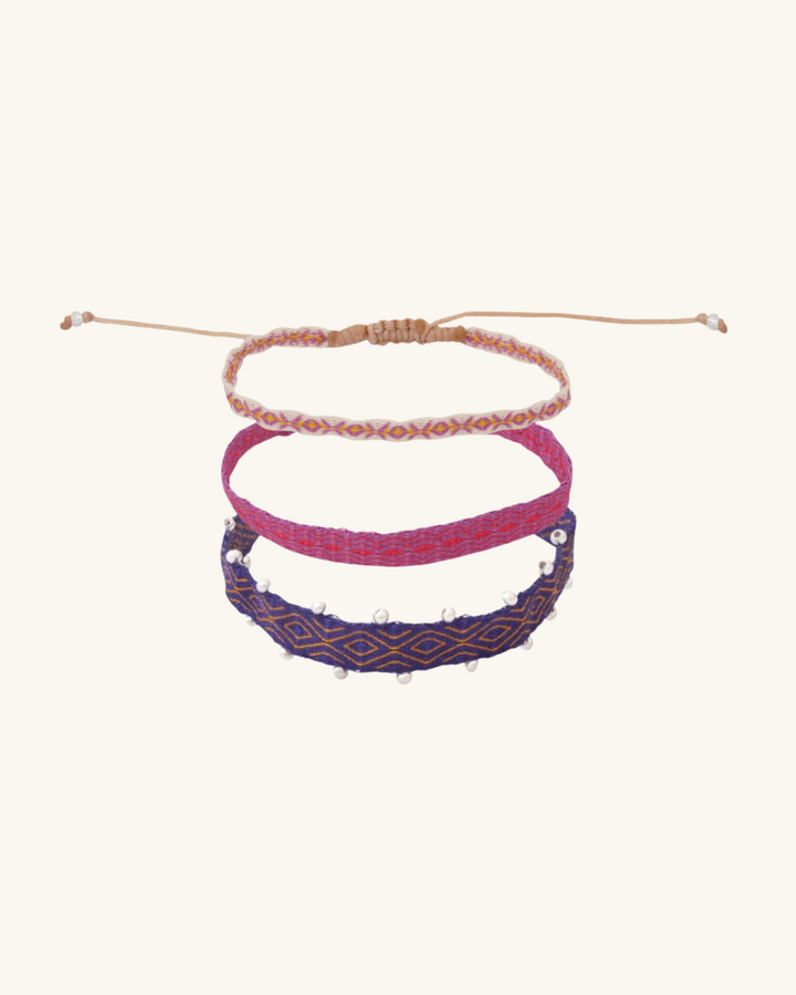 Pack Pulseras Telar Azul con Mostacillas de Plata al lado, Beige y Lila