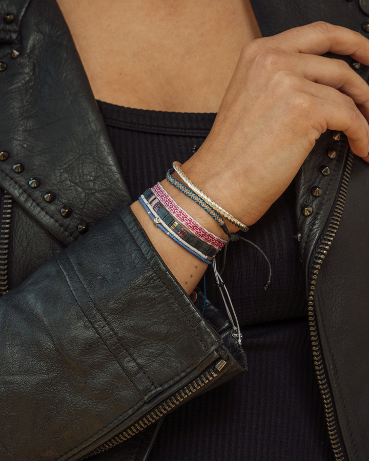 Pulsera Azul Violáceo con Estrella y Mostacillas de Plata