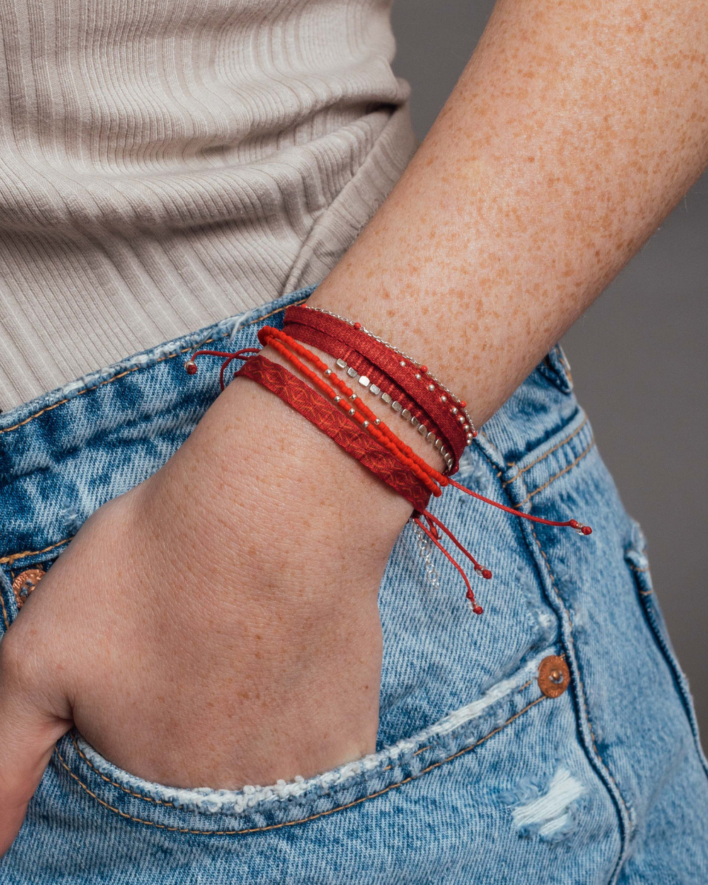 Pulsera Telar Ancha Roja