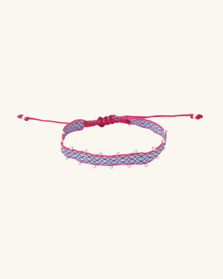 Pulsera Telar Ancha Celeste con Bordes Fucsia Y Mostacillas de Plata al Lado